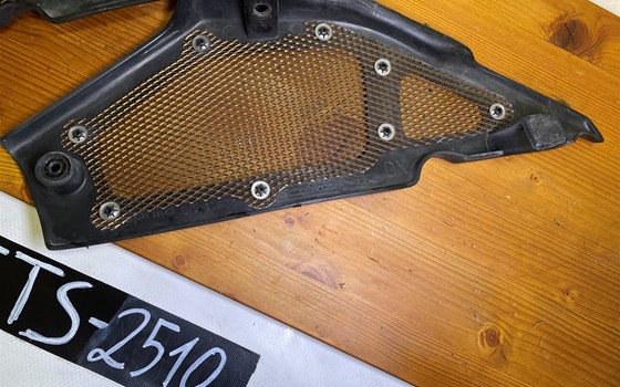 Aprilia RSV 1000 Tuono RP 2003 Sitzbankverkleidung Verkleidung - Bild 7