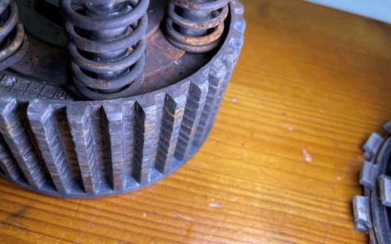 Ducati Hypermotard 1100 EVO SP 2010 Kupplung Kupplungskorb 29 € - Bild 6