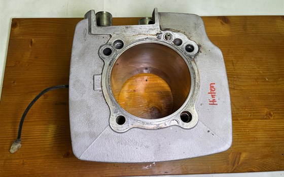 Ducati Hypermotard 1100 EVO SP 2010 Zylinder Kolben hinten - Bild 5