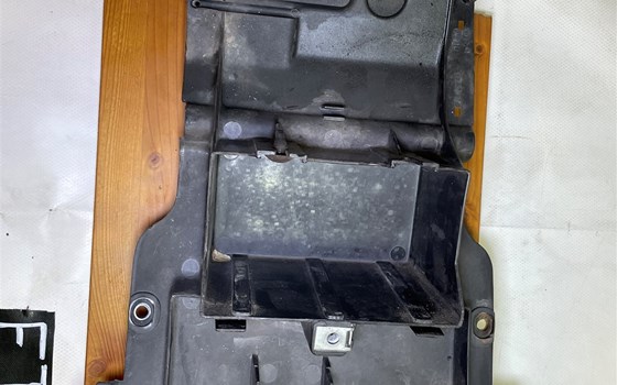 Aprilia RSV 1000 Tuono RP 2003 Spritzschutz Kotflügel hinten - Bild 2