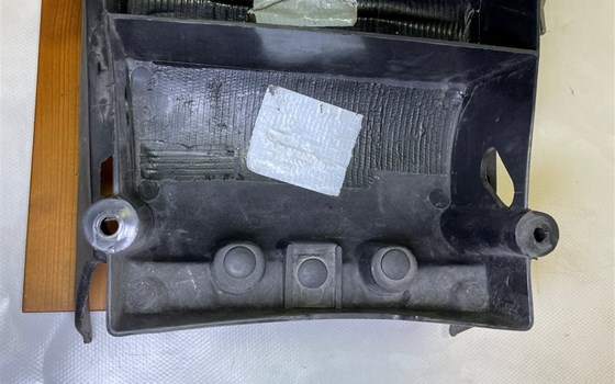 Aprilia RSV 1000 Tuono RP 2003 Spritzschutz Kotflügel hinten - Bild 4