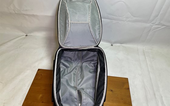 Ducati Hypermotard 1100 EVO SP 2010 Hecktasche Hepco und Becker - Bild 13