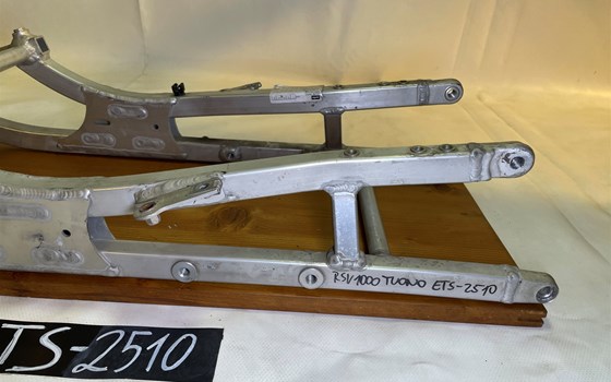 Aprilia RSV 1000 Tuono RP 2003 Heckrahmen Rahmen hinten - Bild 7