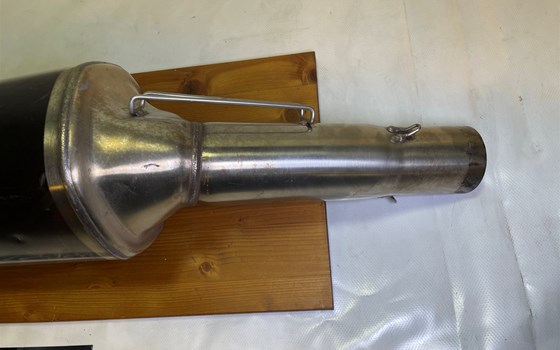 Aprilia RSV 1000 Tuono RP 2003 Endtopf Auspuff Abgasanlage - Bild 2 Aprilia RSV 1000 Tuono RP 2003 Endtopf Auspuff Abgasanlage - Bild 2