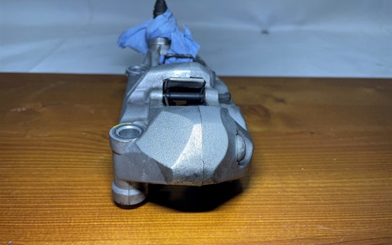 KTM 950 SM LC8 Supermoto Bremssattel vorne links Bremszange - Bild 4 KTM 950 SM LC8 Supermoto Bremssattel vorne links Bremszange - Bild 4