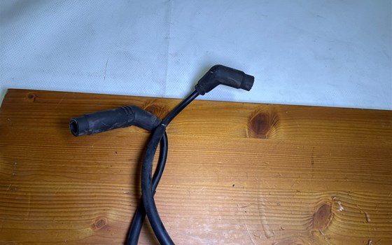 Aprilia RSV 1000 Tuono RP 2003 Zündspulen hinten - Bild 4