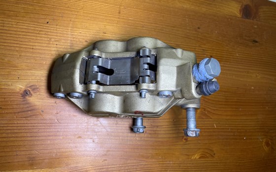 Aprilia RSV 1000 Tuono RP 2003 Bremssattel vorne rechts Bremszang - Bild 3