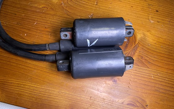 Aprilia RSV 1000 Tuono Rp 2003 Zündspulen vorne - Bild 2