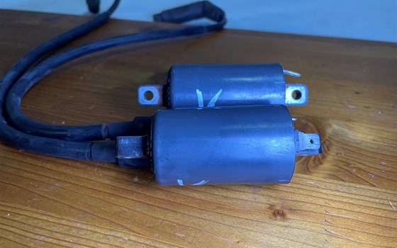 Aprilia RSV 1000 Tuono Rp 2003 Zündspulen vorne - Bild 3