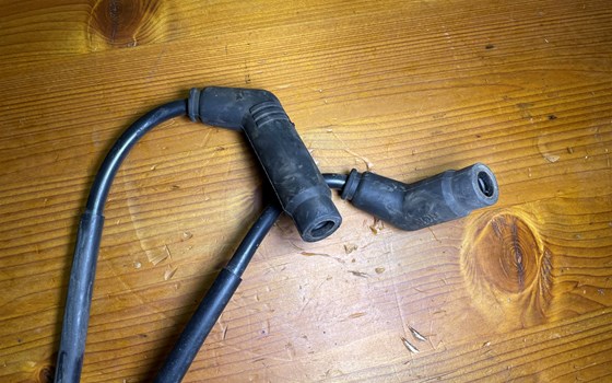 Aprilia RSV 1000 Tuono Rp 2003 Zündspulen vorne - Bild 5