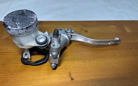 KTM 950 SM LC8 Supermoto Hauptbremszylinder Bremshebel Pumpe - Bild 6 KTM 950 SM LC8 Supermoto Hauptbremszylinder Bremshebel Pumpe - Bild 6