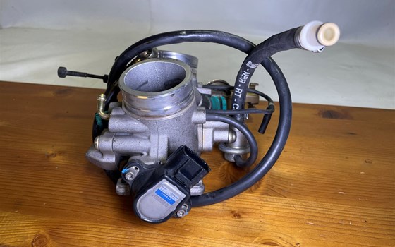 Aprilia RSV 1000 Tuono RP 2003 Einspritzanlage Dresselklappe - Bild 7