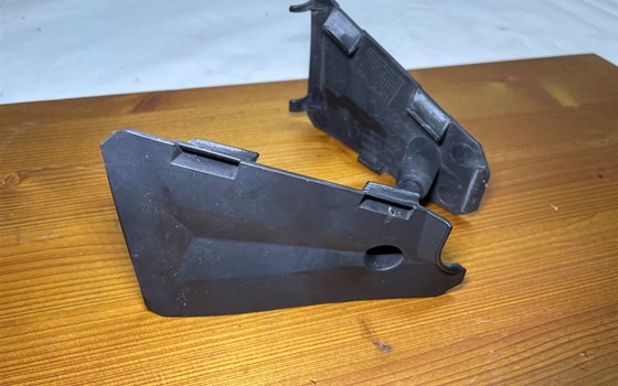 KTM 950 SM LC8 Supermoto Rahmenverkleidung Deckel vorne - Bild 3