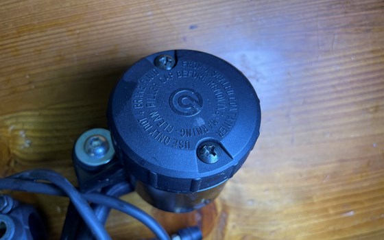 Aprilia RSV 1000 Tuono RP 2003 Hauptbremszylinder Bremspumpe - Bild 4