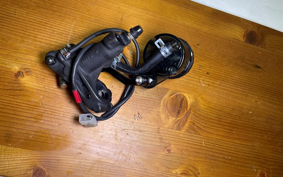 Aprilia RSV 1000 Tuono RP 2003 Hauptbremszylinder Bremspumpe - Bild 5