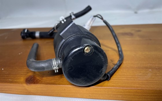 KTM 950 SM LC8 Supermoto Benzinpumpe Kraftstoffpumpe - Bild 6