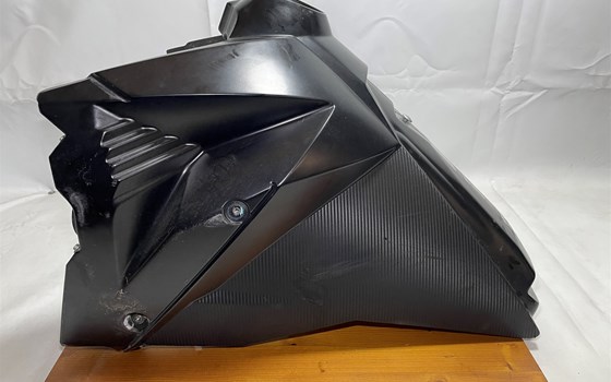 KTM 950 SM LC8 Supermoto Tank - Bild 6