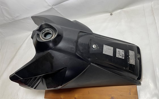 KTM 950 SM LC8 Supermoto Tank - Bild 9