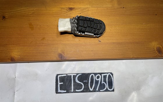 KTM 950 SM LC8 Supermoto Fußraster vorne links - Bild 1