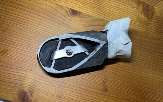 KTM 950 SM LC8 Supermoto Fußraster vorne links - Bild 5