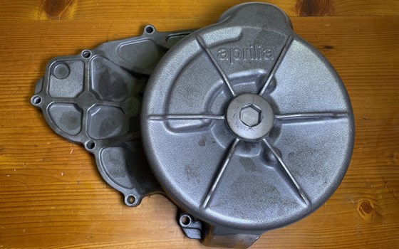 Aprilia RSV 1000 Tuono RP 2003 Lichtmaschinendeckel Motordeckel - Bild 3