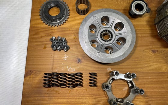 KTM 950 SM LC8 Supermoto Kupplung Kupplungskorb - Bild 2