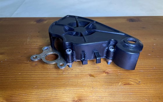 Aprilia RSV 1000 Tuono RP 2003 Ritzelabdeckung Deckel - Bild 5