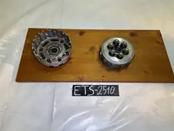 Aprilia RSV 1000 Tuono RP 2003 Kupplung Kupplungskorb Aprilia RSV 1000 Tuono RP 2003 Kupplung Kupplungskorb