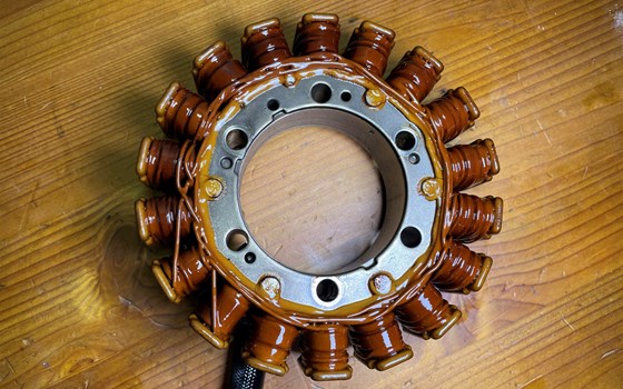 Aprilia RSV 1000 Tuono RP 2003 Stator Lichtmaschine Pickup Sensor - Bild 7