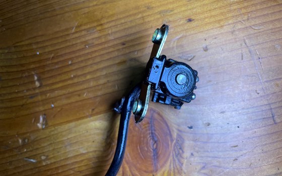 Aprilia RSV 1000 Tuono RP 2003 Impulsgeber Zündgeber Pickup - Bild 4