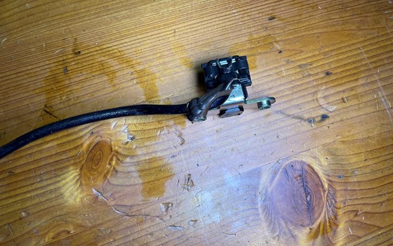 Aprilia RSV 1000 Tuono RP 2003 Impulsgeber Zündgeber Pickup - Bild 5