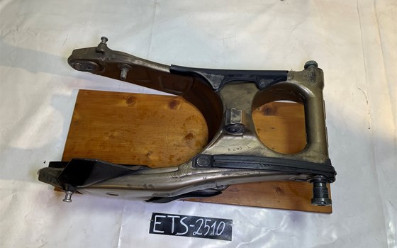 Aprilia RSV 1000 Tuono RP 2003 Schwinge Schwingarm - Bild 15