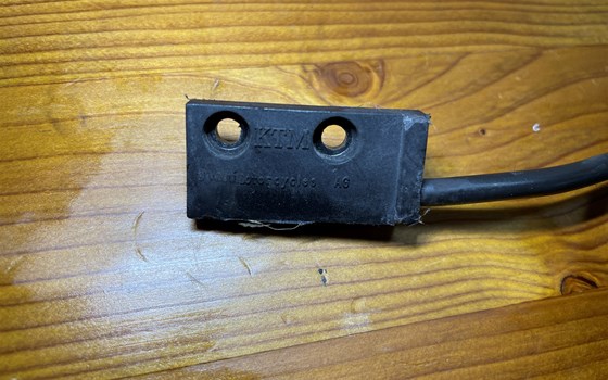 KTM 950 SM LC8 Supermoto Geschwindigkeitssensor - Bild 3