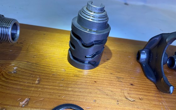 Aprilia RSV 1000 Tuono RP 2003 Getriebe Schaltung Schaltwelle - Bild 12