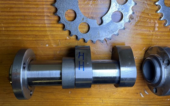 Aprilia RSV 1000 Tuono RP 2003 Nockenwellen hinten - Bild 3