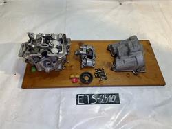 Aprilia RSV 1000 Tuono RP 2003 Zylinderkopf Ventildeckel hinten Aprilia RSV 1000 Tuono RP 2003 Zylinderkopf Ventildeckel hinten