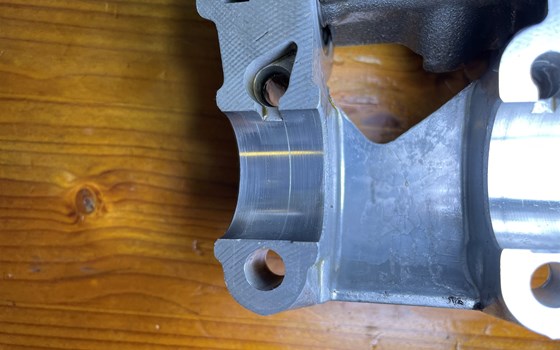 Aprilia RSV 1000 Tuono RP 2003 Zylinderkopf Ventildeckel hinten - Bild 7