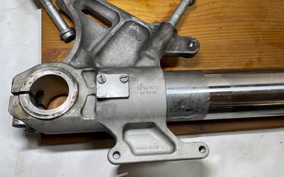 KTM 950 SM LC8 Supermoto Gabel USD Telegabel - Bild 13 KTM 950 SM LC8 Supermoto Gabel USD Telegabel - Bild 13