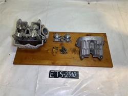 Aprilia RSV 1000 Tuono RP 2003 Zylinderkopf Ventildeckel vorne Aprilia RSV 1000 Tuono RP 2003 Zylinderkopf Ventildeckel vorne