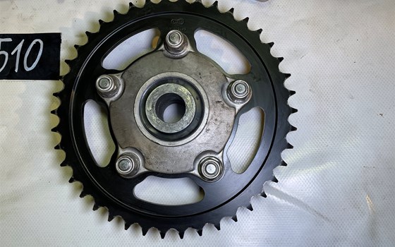 Aprilia RSV 1000 Tuono RP 2003 Hinterrad Felge hinten Achse - Bild 2 Aprilia RSV 1000 Tuono RP 2003 Hinterrad Felge hinten Achse - Bild 2