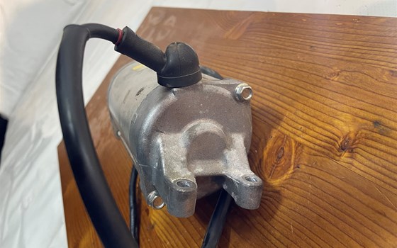 KTM 950 SM LC8 Supermoto Anlasser Starter - Bild 5 KTM 950 SM LC8 Supermoto Anlasser Starter - Bild 5