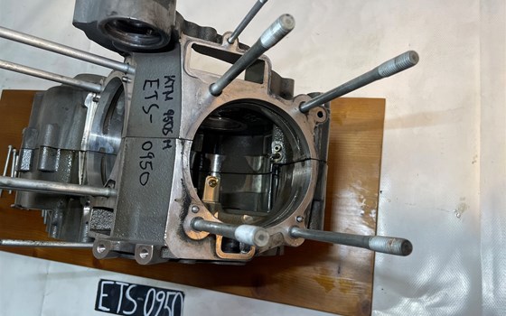 KTM 950 SM LC8 Supermoto Motorblock Gehäuse - Bild 4