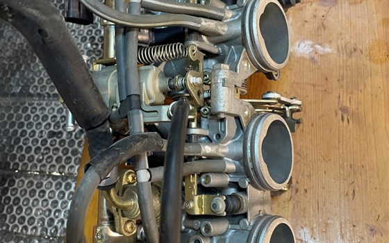 Yamaha YZF R1 RN12 Einspritzanlage Drosselklappe - Bild 4 Yamaha YZF R1 RN12 Einspritzanlage Drosselklappe - Bild 4