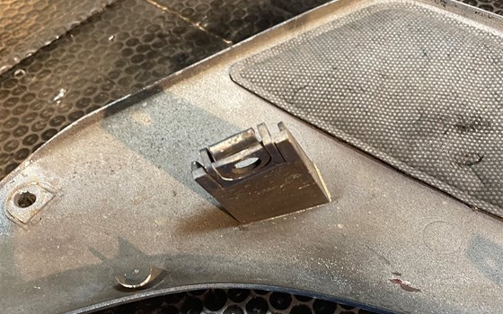 Yamaha YZF R1 RN12 Seitenverkleidung links Verkleidung vorne - Bild 6 Yamaha YZF R1 RN12 Seitenverkleidung links Verkleidung vorne - Bild 6