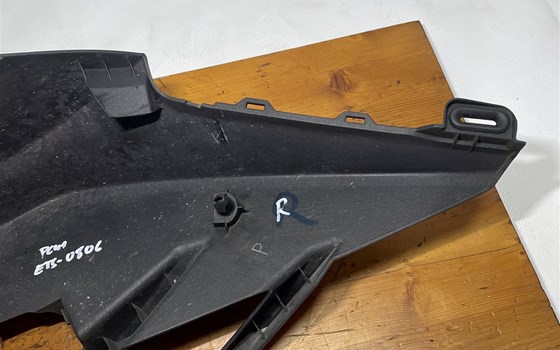 Honda CBR 600 ABS PC41 Innenverkleidung oben rechts Verkleidung - Bild 7 Honda CBR 600 ABS PC41 Innenverkleidung oben rechts Verkleidung - Bild 7