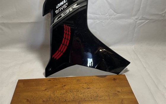 Honda CBR 600 ABS PC41 Seitenverkleidung rechts Verkleidung vorne - Bild 1 Honda CBR 600 ABS PC41 Seitenverkleidung rechts Verkleidung vorne - Bild 1