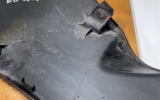 Honda CBR 600 ABS PC41 Seitenverkleidung rechts Verkleidung vorne - Bild 10 Honda CBR 600 ABS PC41 Seitenverkleidung rechts Verkleidung vorne - Bild 10