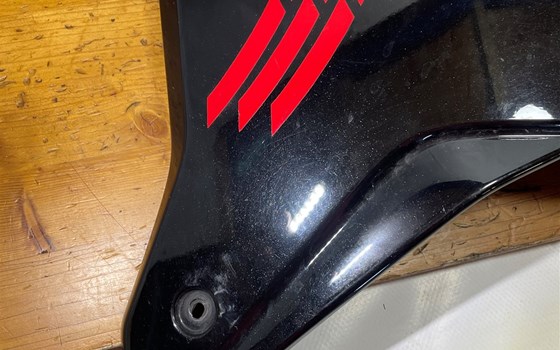 Honda CBR 600 ABS PC41 Seitenverkleidung rechts Verkleidung vorne - Bild 5 Honda CBR 600 ABS PC41 Seitenverkleidung rechts Verkleidung vorne - Bild 5