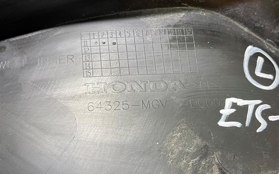Honda CBR 600 ABS PC41 Innenverkleidung unten links Verkleidung - Bild 16 Honda CBR 600 ABS PC41 Innenverkleidung unten links Verkleidung - Bild 16