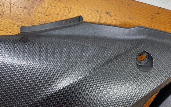 Honda CBR 600 ABS PC41 Tankverkleidung links Verkleidung - Bild 5 Honda CBR 600 ABS PC41 Tankverkleidung links Verkleidung - Bild 5
